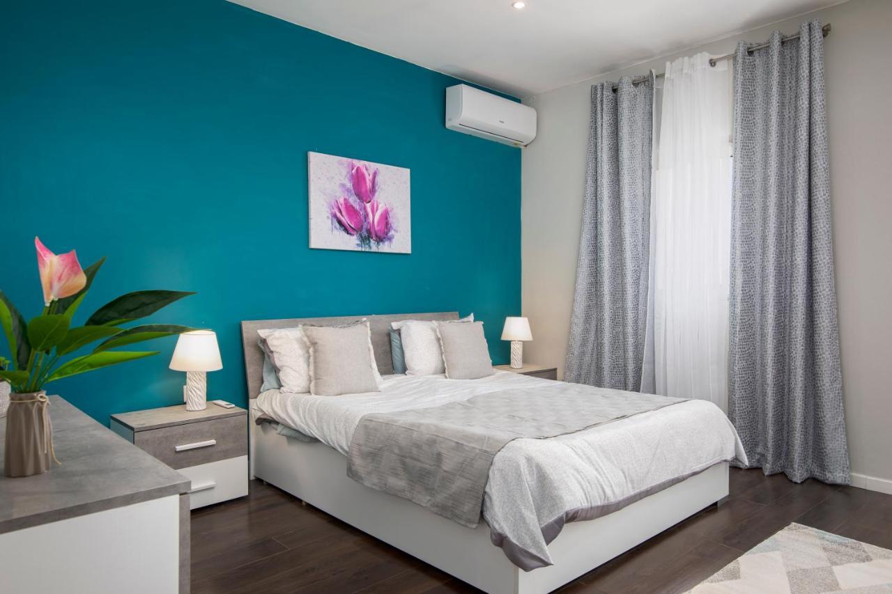 Spacious Luxury 3br With Terrace & Open Views - Zurrieq, Close To Sea Zurrieq