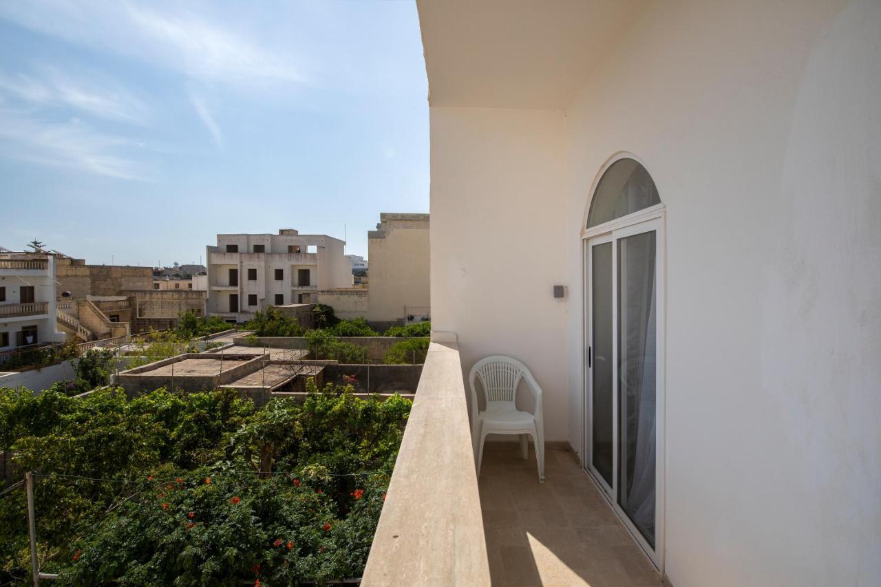 Spacious Luxury 3br With Terrace & Open Views - Zurrieq, Close To Sea Apartament *